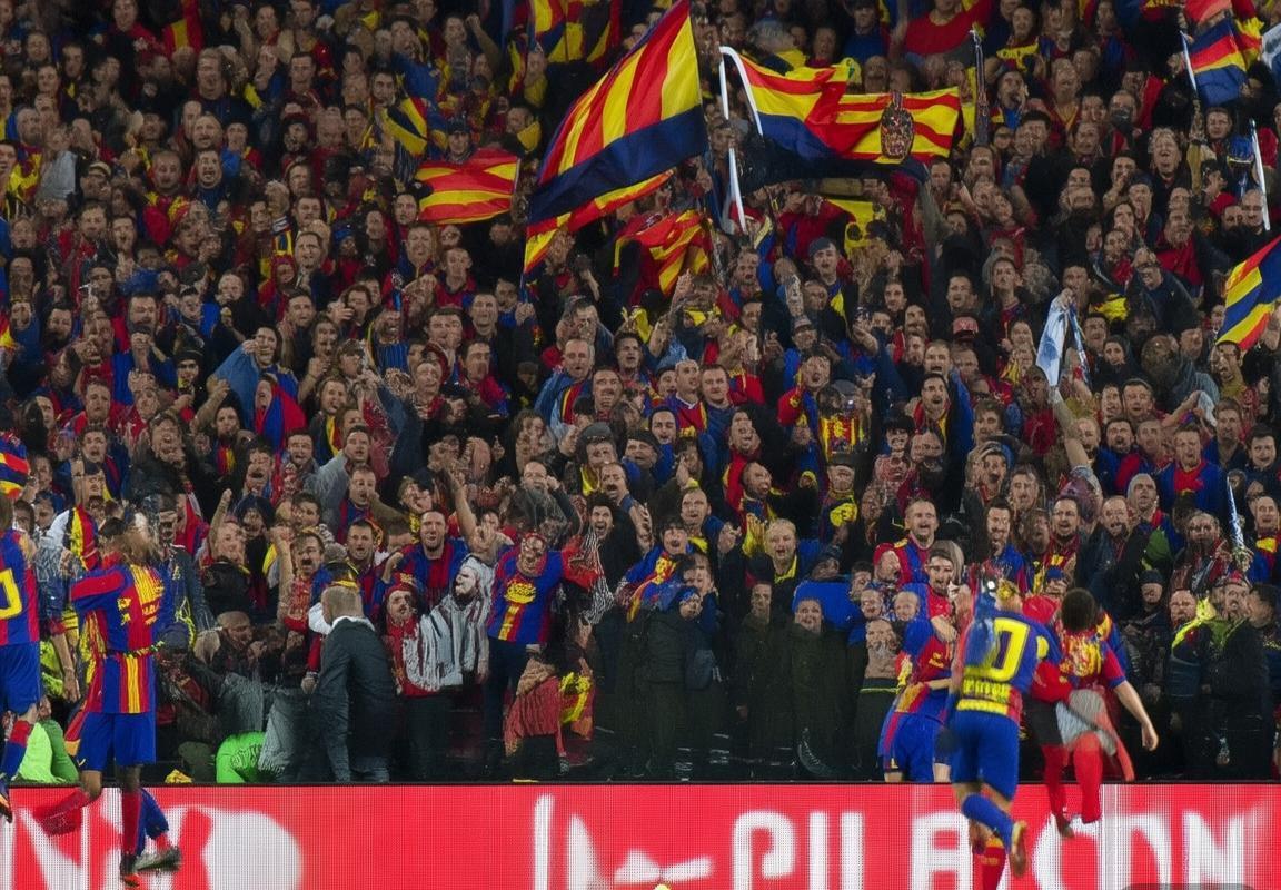 巴塞罗那VS沙萨基：激情对决精彩瞬间回顾(图2)